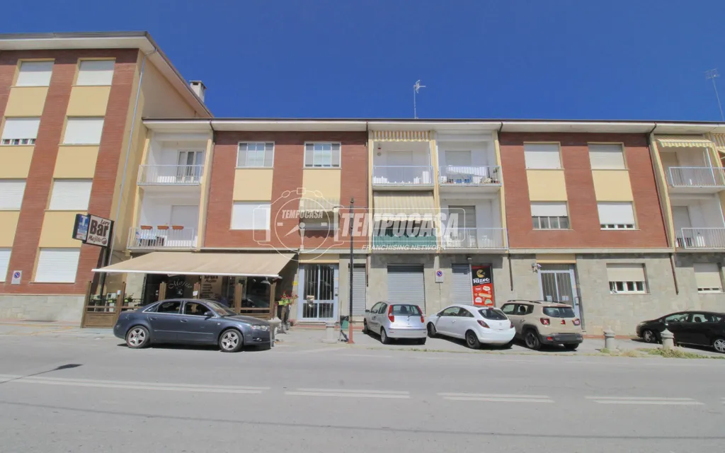 Välivaade - Ground Floor Flat with Balcony in Mondovì