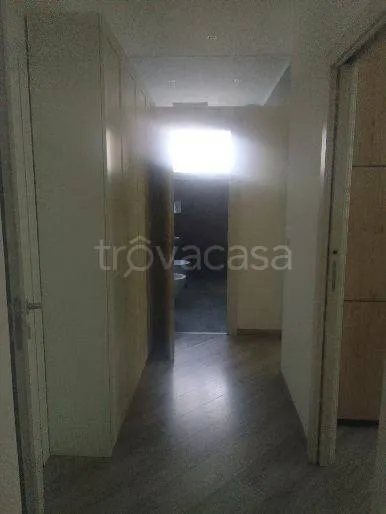Entrée - Rear-Facing Apartment with Private Garden in Ferrara