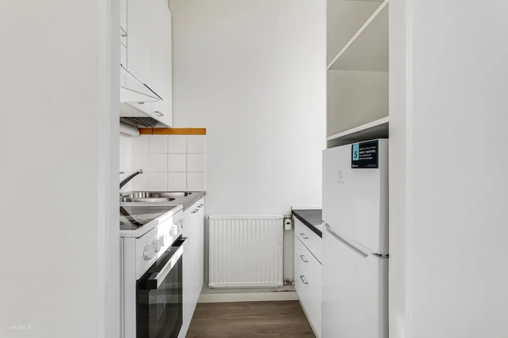 Cuisine - Bright Studio Apartment in Haaga, Helsinki