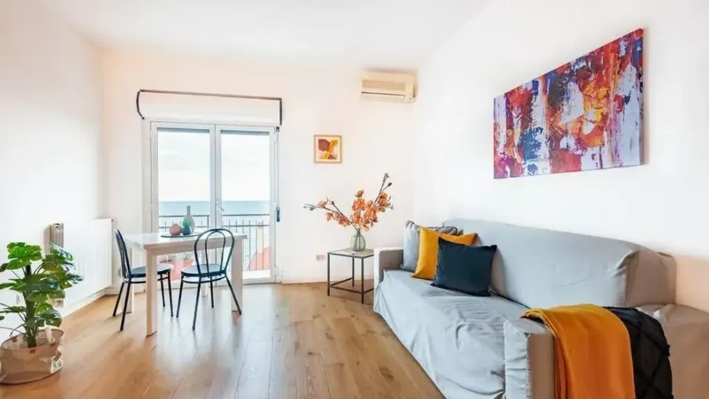 Appartement 2 pièces à IT