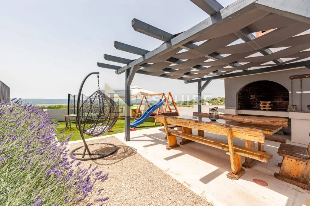 Terrass - Luxury Villa with Pool in Tinj, Benkovac