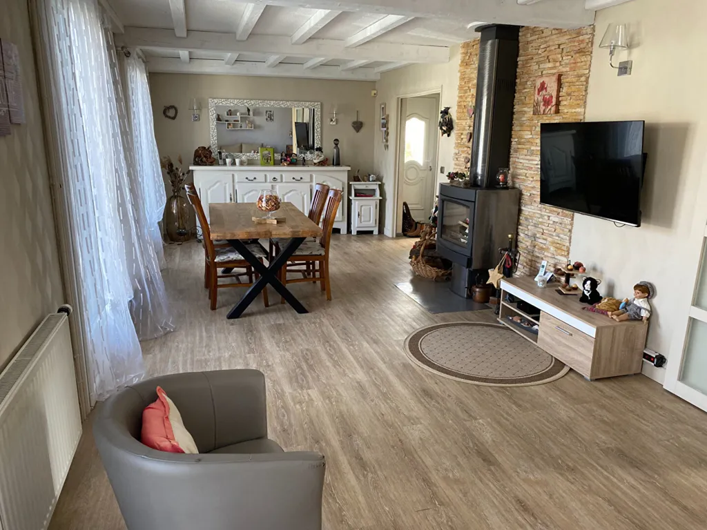 Elutuba - Traditional House with Garden in Mesnil-en-Thelle