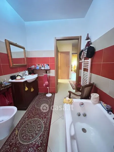 Salles de bain - Modern Apartment with Balcony in Potenza