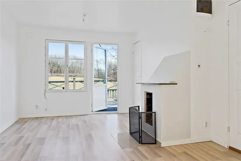 Séjour - Charming House with Balcony in Huddinge