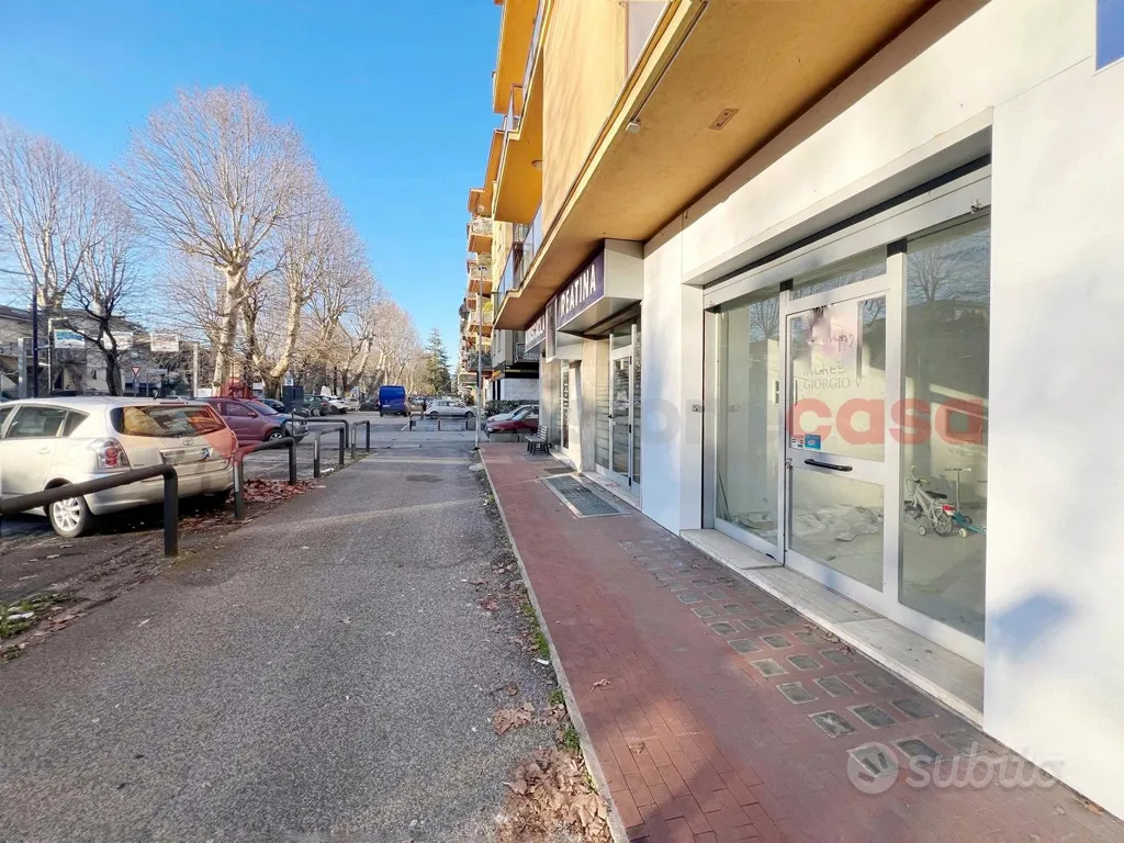 Välivaade - Commercial Space with High Visibility in Rieti