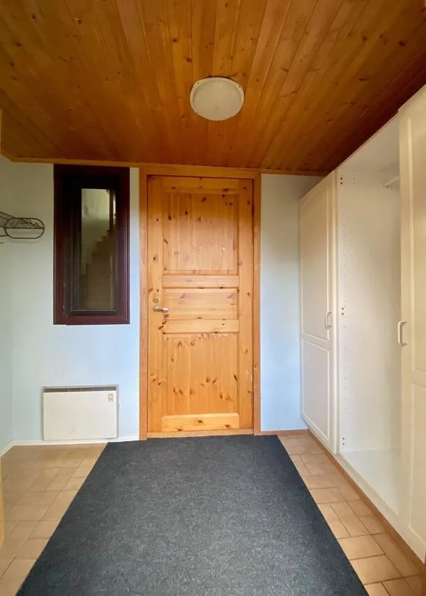 hallway_entrance
