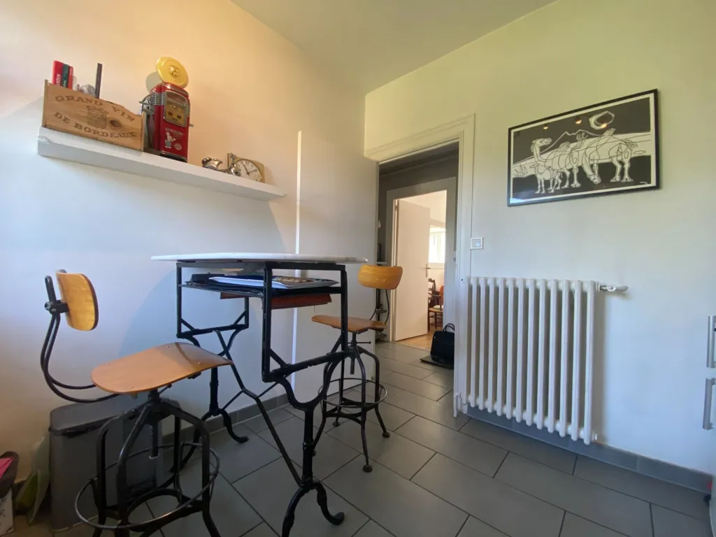 Comedor - Traversant Apartment with East View in Tours