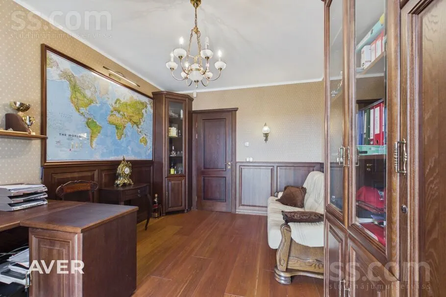 Bureau - Detached House with Lake View in Sigulda