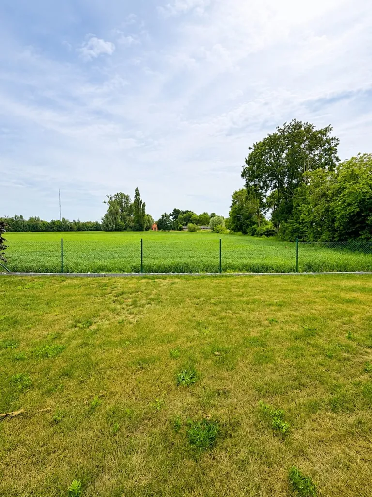 Jardin - Maison avec Jardin et Vue Campagne à Zwevezele
