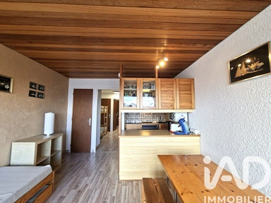Dining Room - Studio with Balcony in Auris