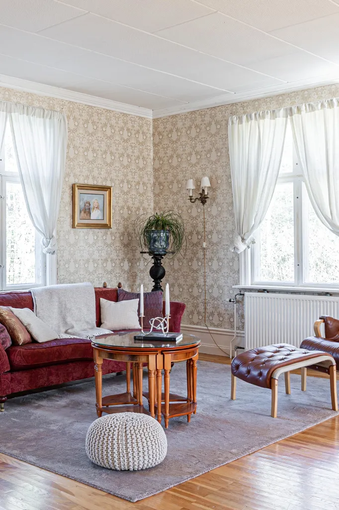 Séjour - Charming Farmhouse with Workshop in Salbohed