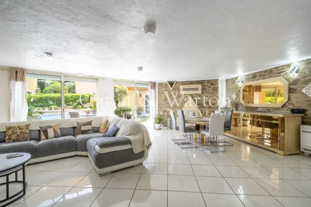 Elutuba - Architect's Villa with Pool in Cavalaire