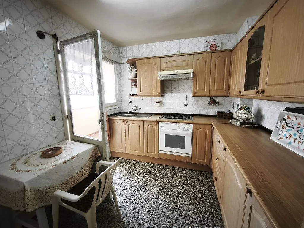 Cuisine - Apartment with Terrace in Campello Beach