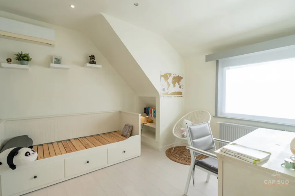 Chambres - Villa Atypique avec Terrasse à Waterloo