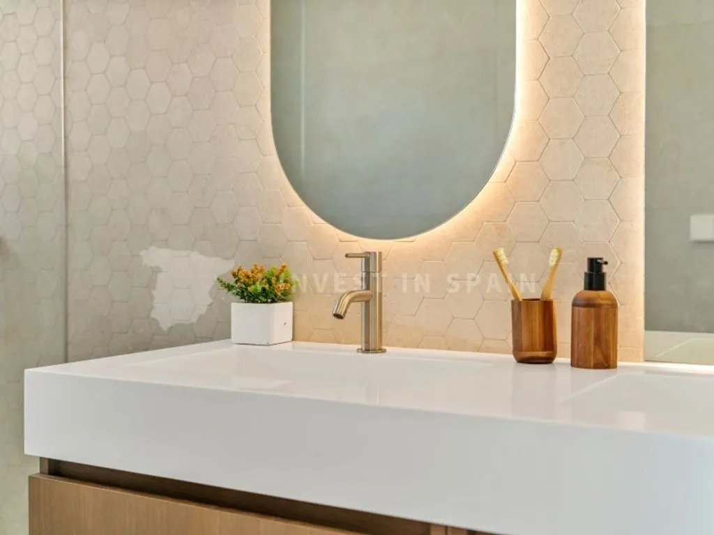 Salles de bain - Contemporary Villa with Infinity Pool in Benitachell
