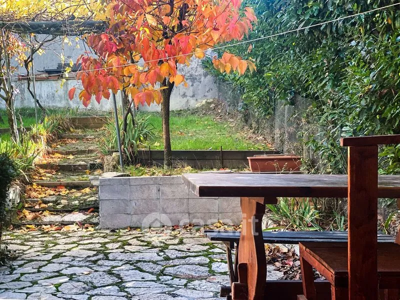 Aed - Bifurcated Villa with Garden in Pignola