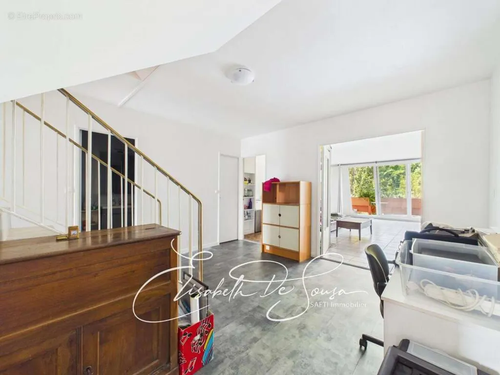 Entrée - Duplex avec Balcon à Alfortville