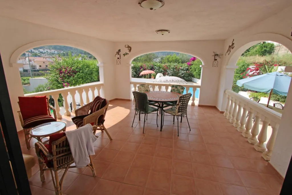 Terrass - Villa with Private Pool in Orba