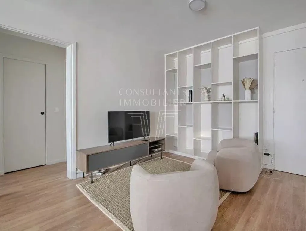 Soggiorno - Luxury Flat with South Terrace in Paris