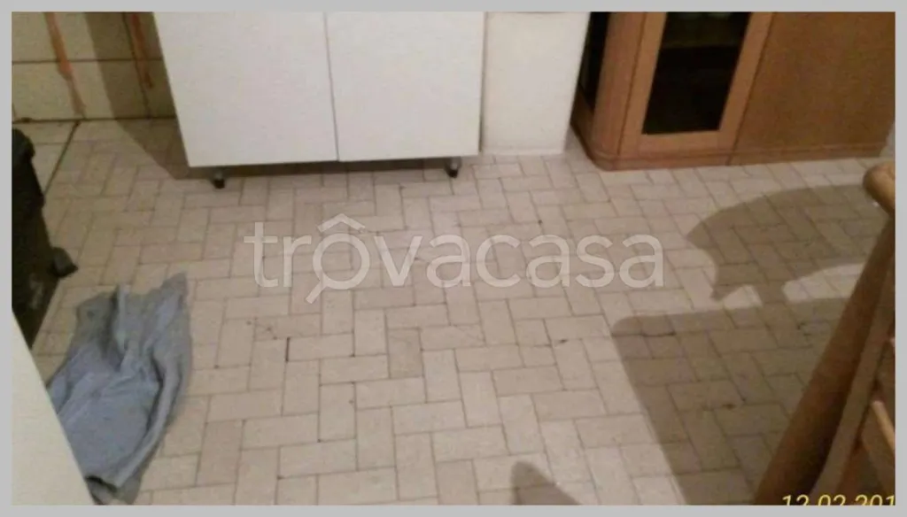 Cuisine - Auctioned Apartment with Balcony in Terre Roveresche