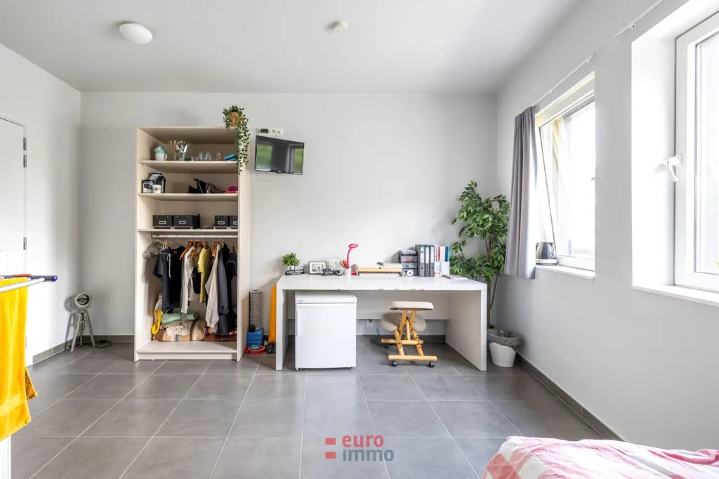Magamistoad - Spacious Student Studio with Terrace in Bruges