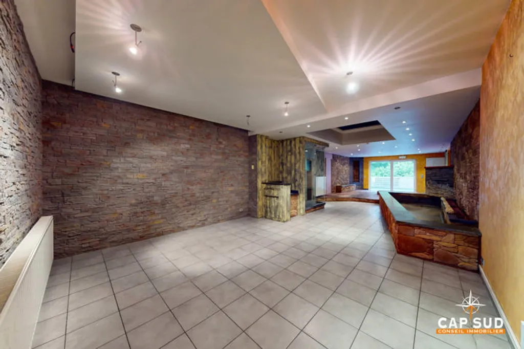 Rooms - Characterful Building with Jacuzzi in Cap Sud