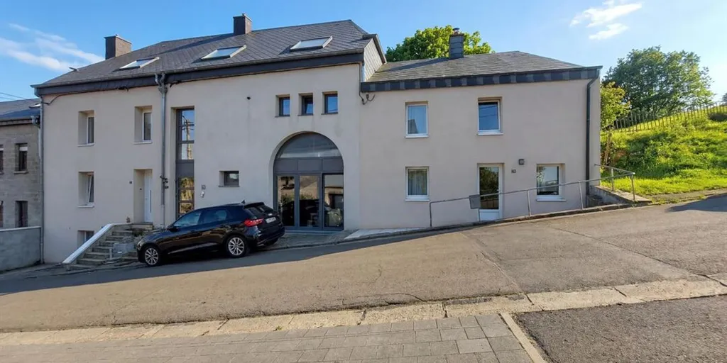 Välivaade - Bright Apartment with Terrace in Freylange