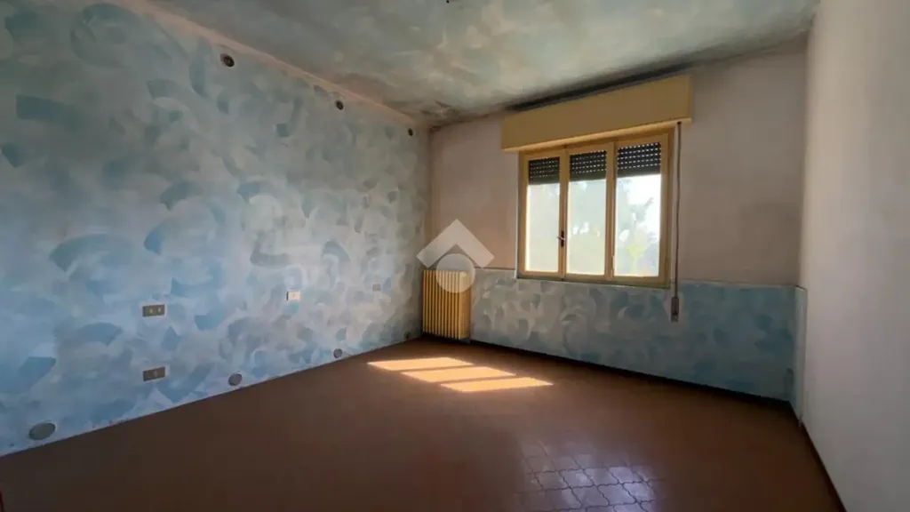 Pièces - Trilocale with Balcony in Verolanuova