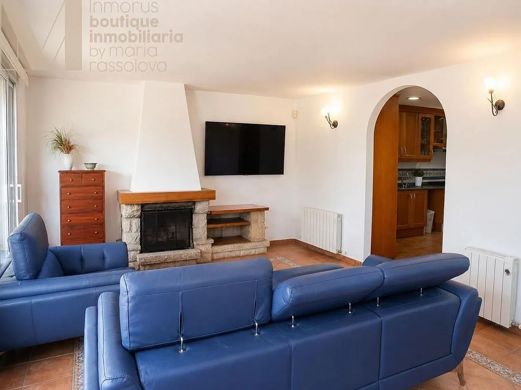 Elutuba - Chalet with Sea View and Pool in Calella