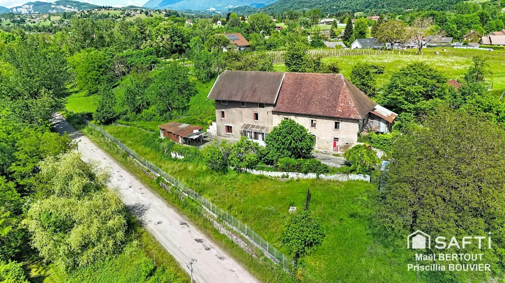 Vue aérienne - Maison avec Jardin et Fort Potentiel à Saint-Béron