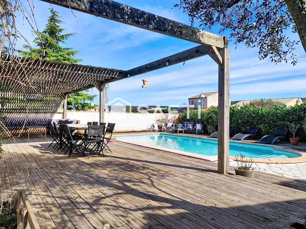 Bassein - Family House with Pool in Langlade