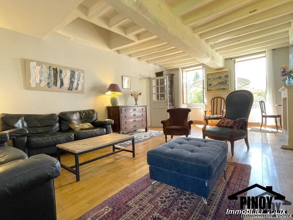 Elutuba - Charming Longère with Guest House in Diant