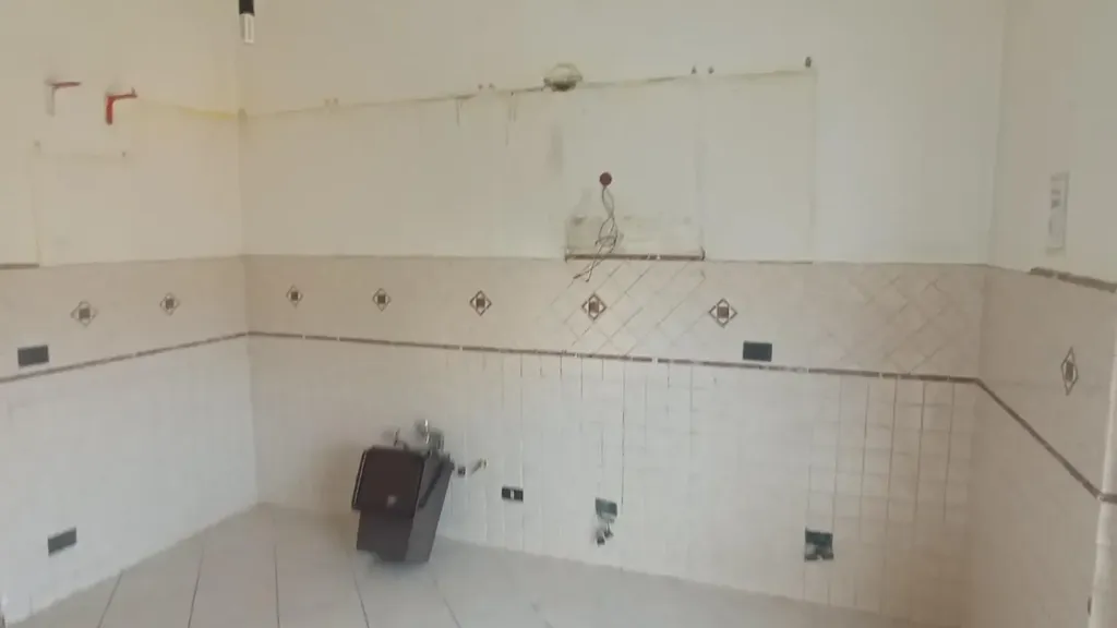 Salles de bain - 4-Bedroom Apartment with Balcony in Empoli