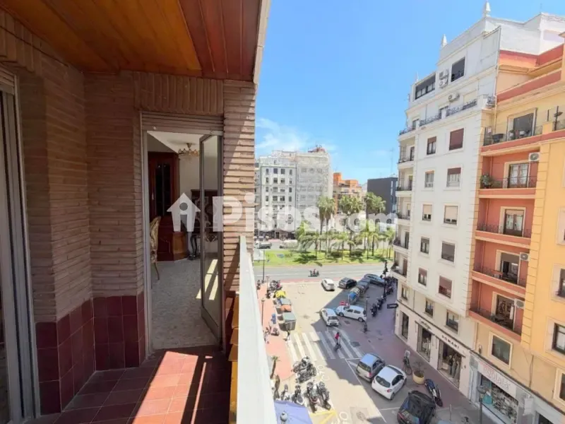 Balcone - Apartment with Garden Views in Valencia Centre