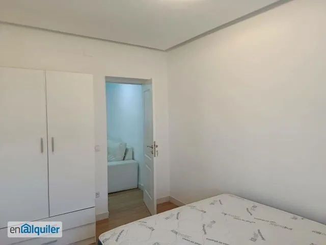Bedrooms - Fully Furnished Flat with Ascensor in Latina
