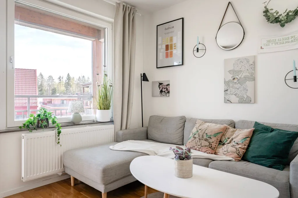 Elutuba - Apartment with South-Facing Balcony in Vallentuna