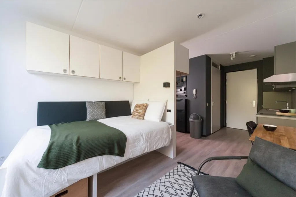 Magamistoad - Student Studio with Kitchen in Breda