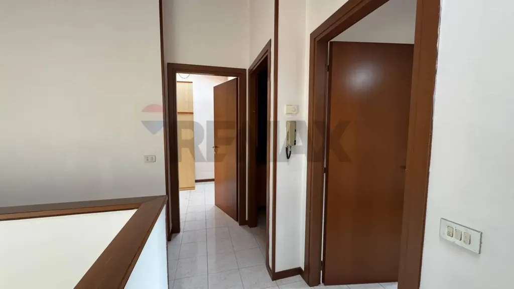 Hallway - Independent House with Private Courtyard in Gavardo