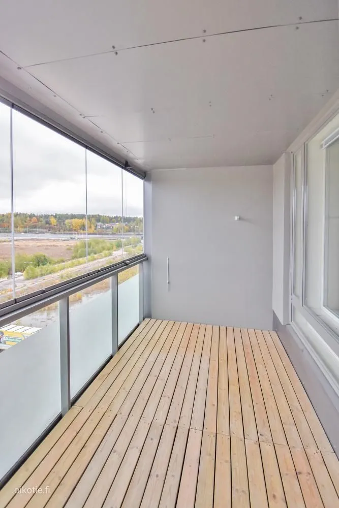 Balcone - Modern Flat with Balcony in Espoo