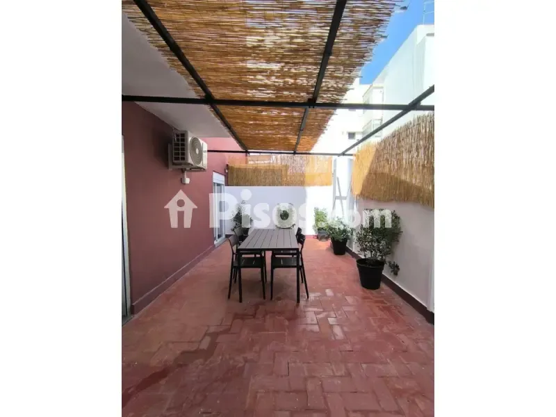 Terrasse - Student-Friendly Flat with Terrace in Moncada