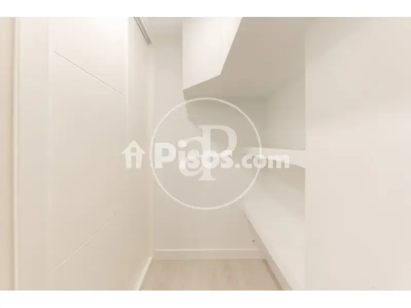 Stanze - Reformed Duplex with Pool in Arganzuela