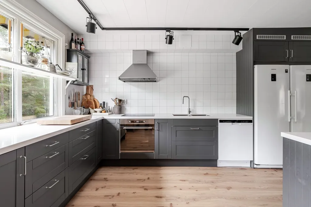Cuisine - Modernised Terraced House with Garden in Hille