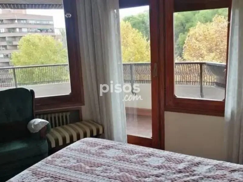 Camere da letto - Six-Bedroom Flat with Park View in Albacete Centre
