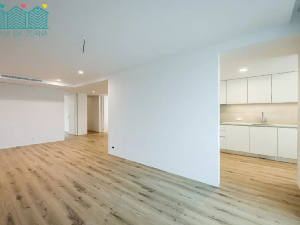 Séjour - Luxury 3-Bedroom Apartment in Aveiro