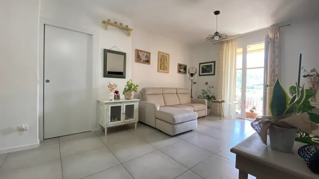 Elutuba - Panoramic Apartment with Terraces in Vernio