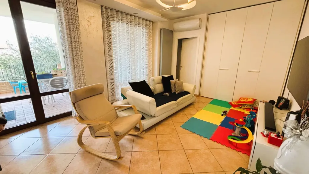 Appartement 4 pièces à IT