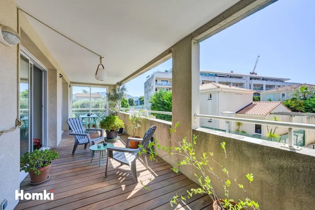 Balcon - Appartement T4 Traversant avec Terrasse à Marseille