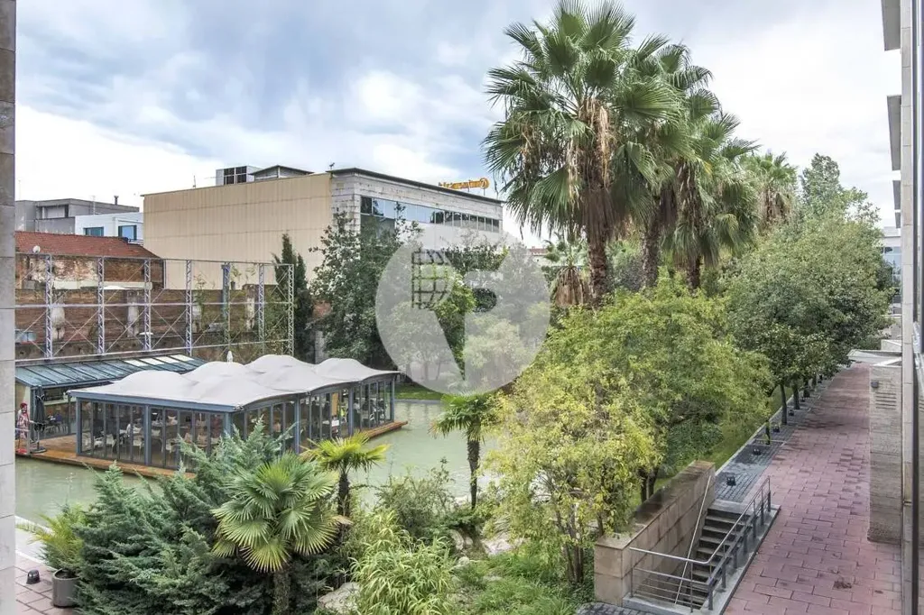 Jardin - Office Complex with Park Views in Berlin