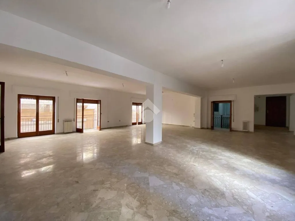 Elutuba - Office Space with Balcony in Marsala