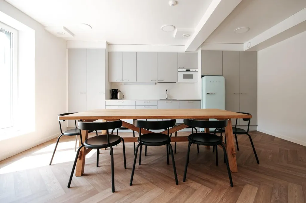 Salle à manger - Modern Apartment with Balcony in Nöykkiö, Espoo